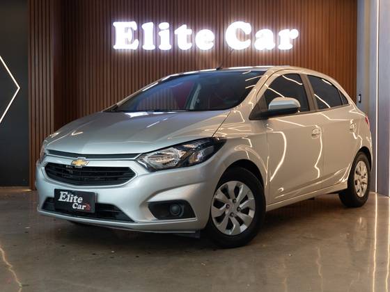 CHEVROLET ONIX 1.0 MPFI LT 8V FLEX 4P MANUAL CHEVROLET ONIX 1.0 MPFI LT 8V FLEX 4P MANUAL